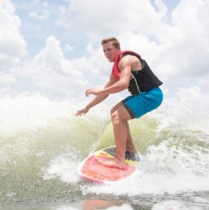 connelly ride wakesurfer
